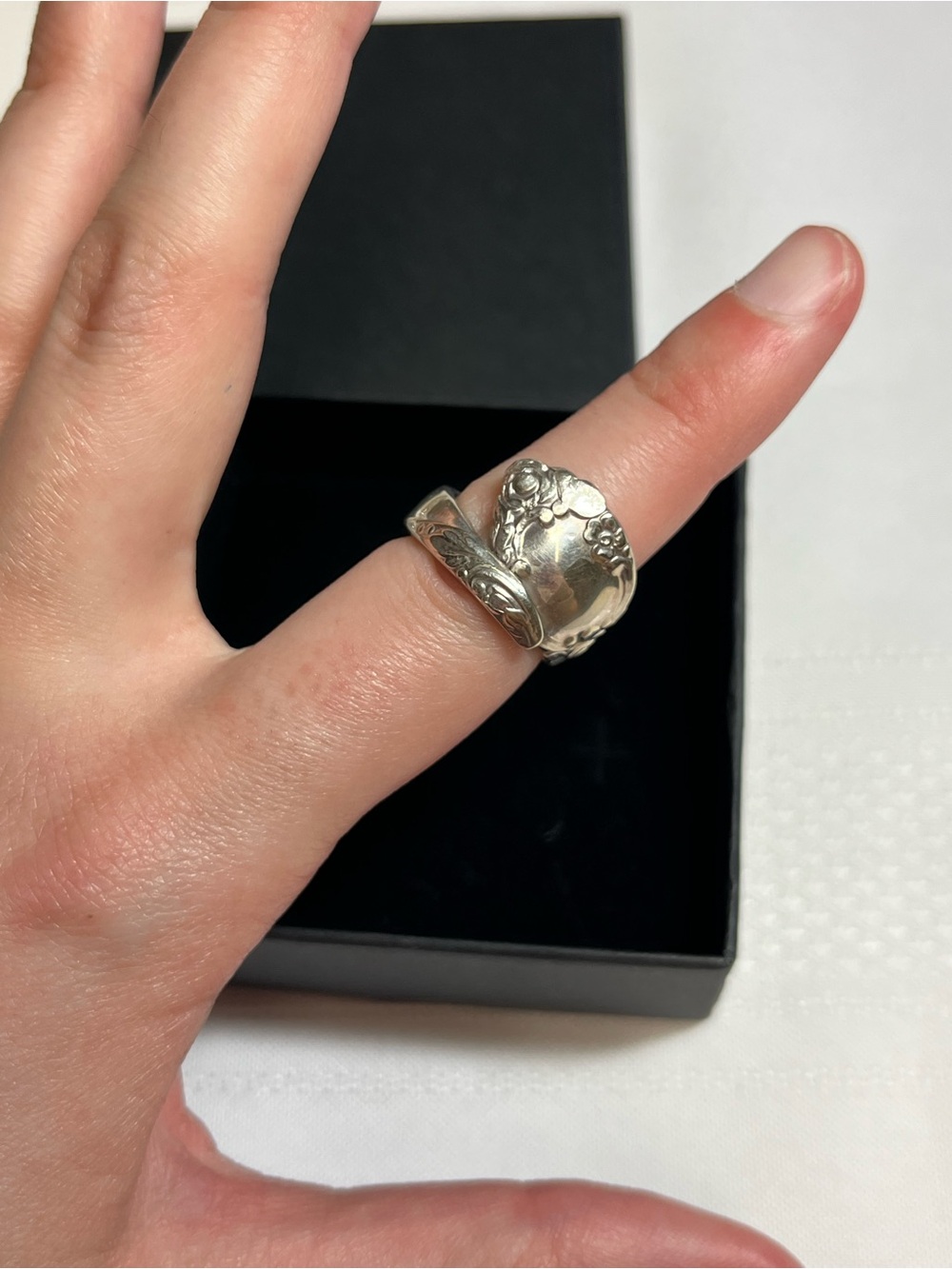 Spoon wrap ring. BALLAD
Size 5
Minimalist classic